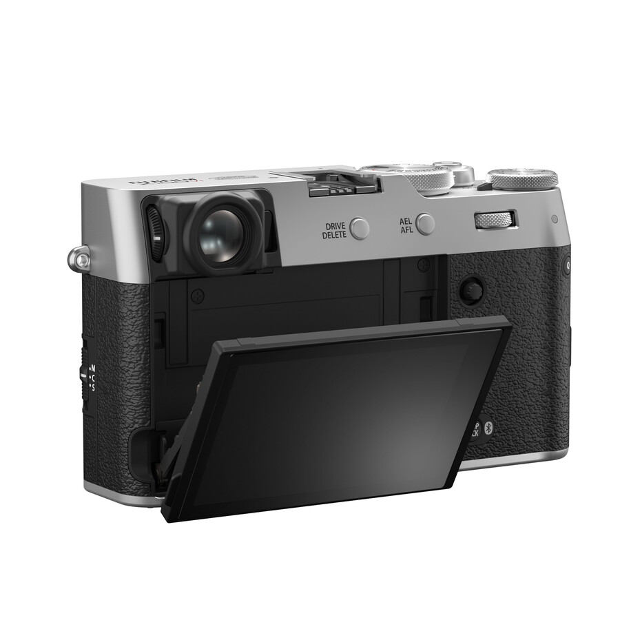 x100vi digital camera silver
